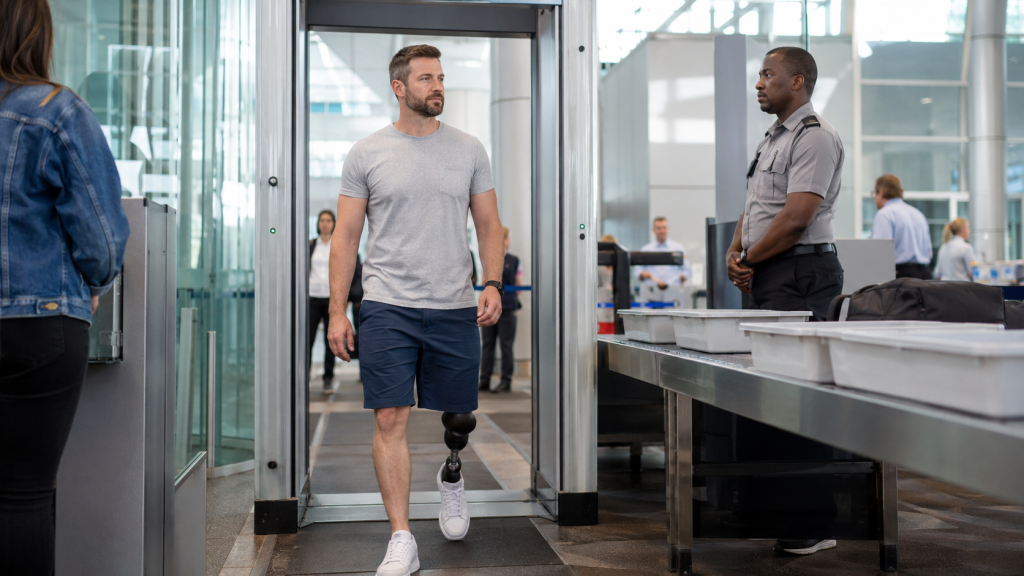 Протез в аэропорту